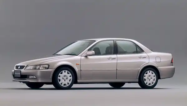 Honda Accord 6th Gen