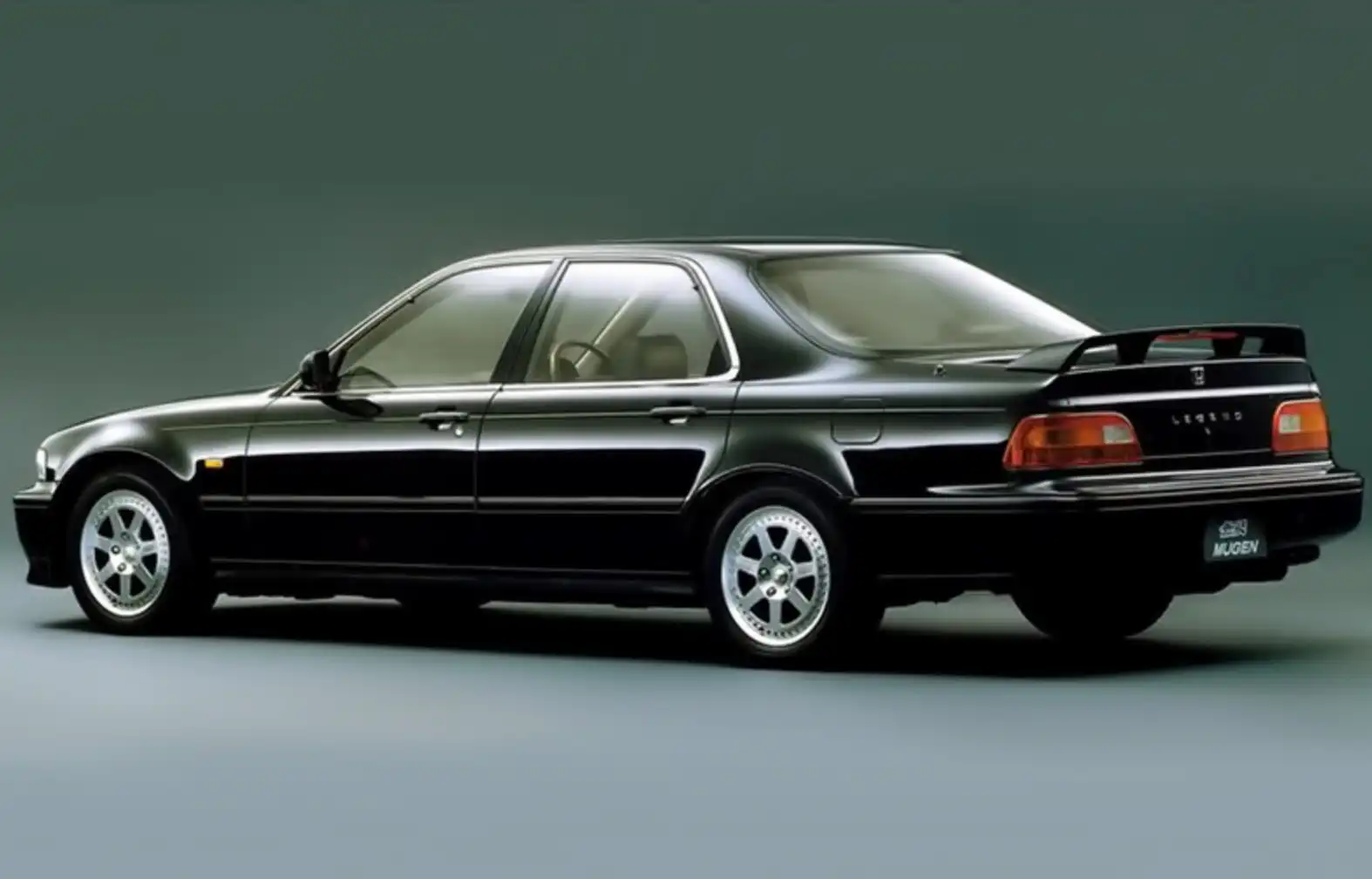 Honda Legend 2nd Gen 4D