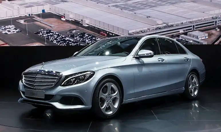 Mercedes C C 180 L
 C 200 L / C 260 L
 C 300 L / C 350 LE