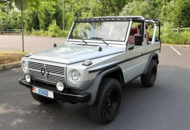 Mercedes G 230 G / 230 GE / 240 GD / 250 GD / 280 GE / 290 GD / 290 GDT
 300 GD
 G 270 CDI