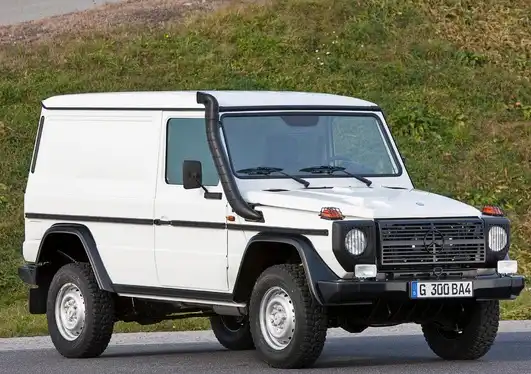 Mercedes G 230 GE / 250 GD / 290 GD / 290 GDT
 G 270 CDI / G 280 CDI / G 300 CDI