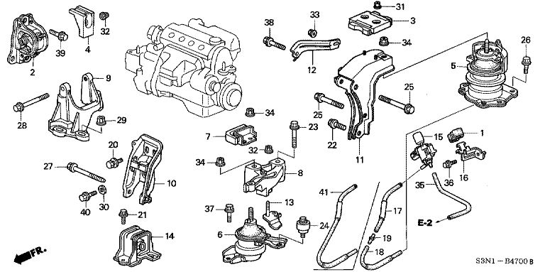 Engine mount (2WD)